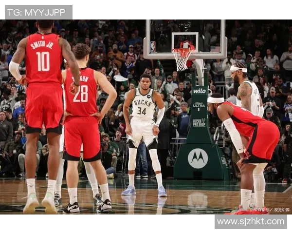 2017年火箭队与雄鹿队精彩对决录播回顾与分析