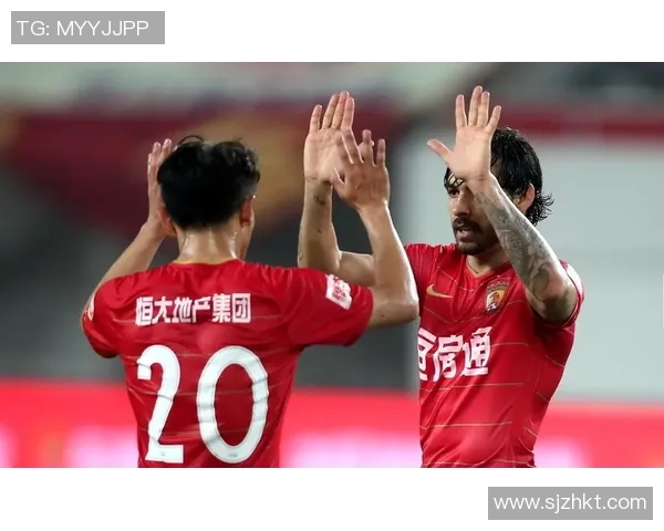 恒大与富力激战进球盛宴谁能在这场对决中笑到最后